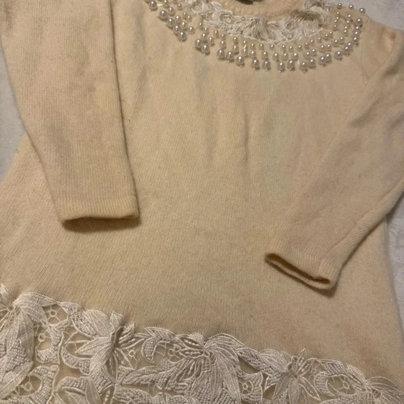 Vintage 80s Sweater with Beaded Pearl Embellishments and Lace Trim - Picture 4 of 8